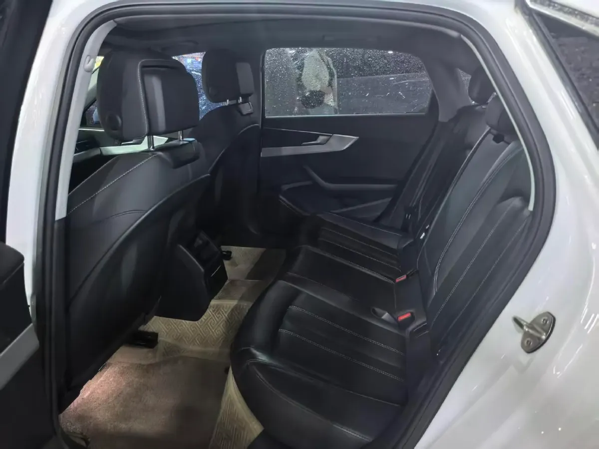 2024 Volkswagen Passat 2.0T 220HP L4 7DCT,autocango,china used car exporter,china ev exporter,chinese used car exporter,chinese used ev exporter