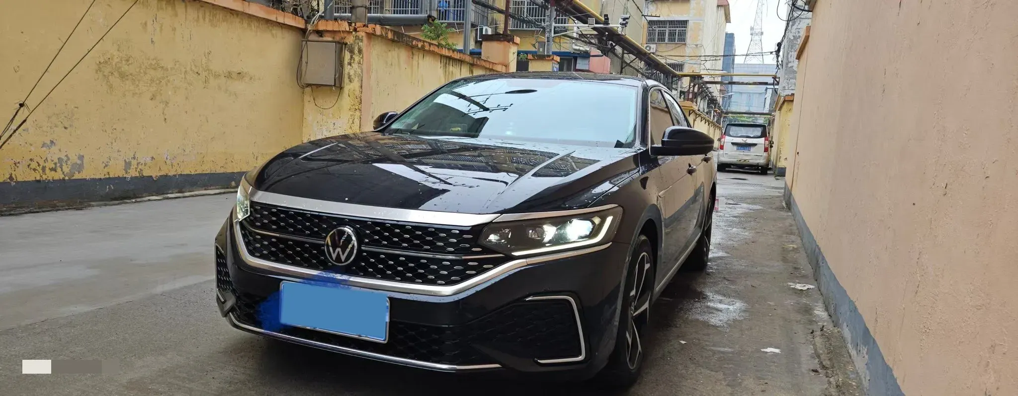 2024 Volkswagen Passat 2.0T 220HP L4 7DCT,autocango,china used car exporter,china ev exporter,chinese used car exporter,chinese used ev exporter