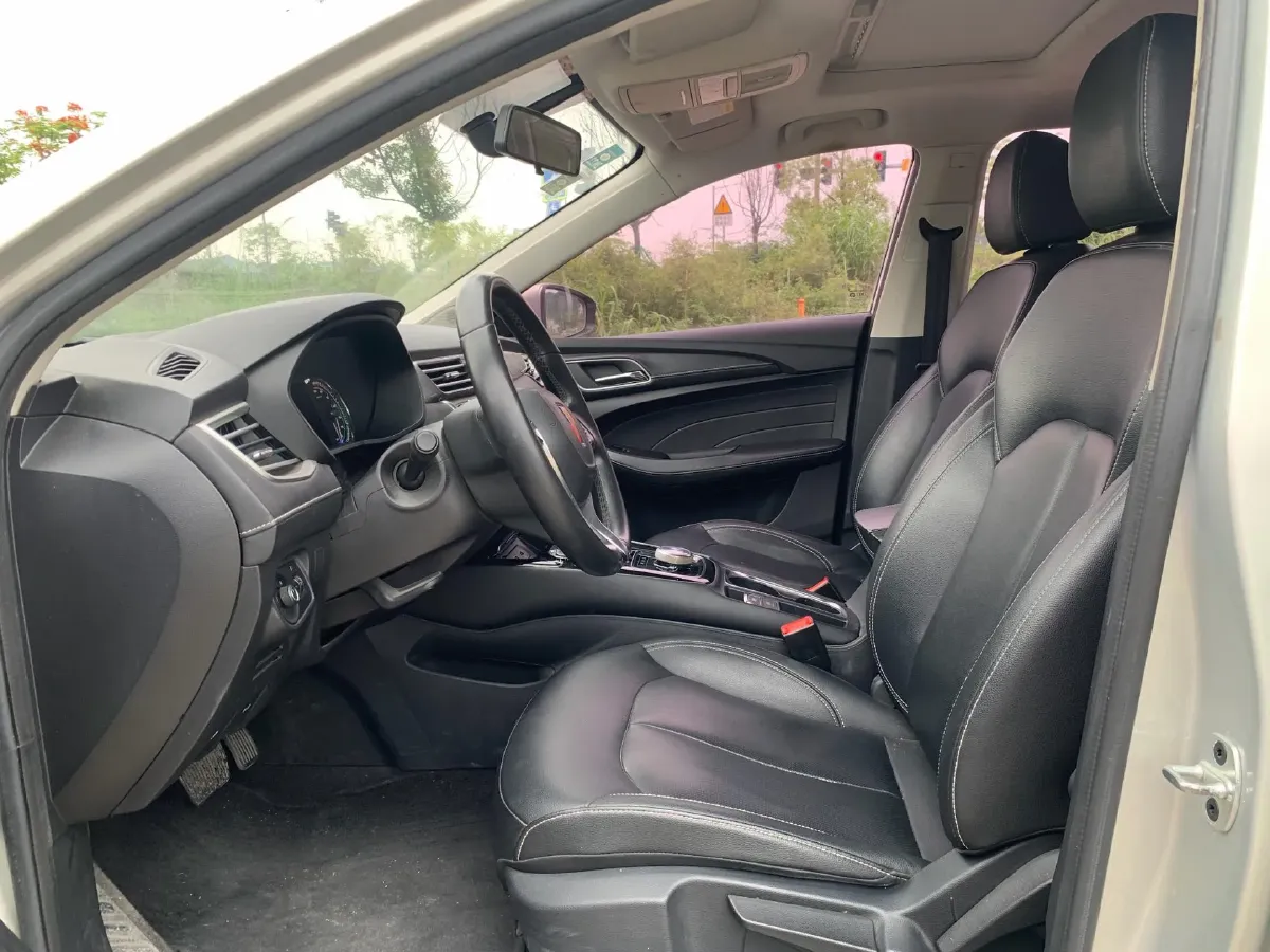 2018 Roewe Ei5 BEV 35KWH,autocango,china used car exporter,china ev exporter,chinese used car exporter,chinese used ev exporter