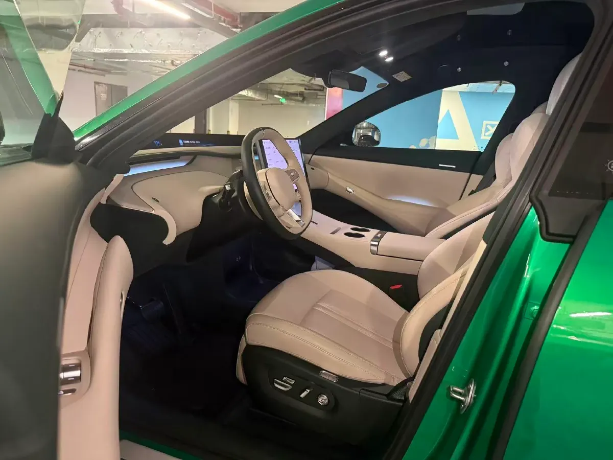 2025 MI YU7 BEV 101.7KWH,autocango,china used car exporter,china ev exporter,chinese used car exporter,chinese used ev exporter