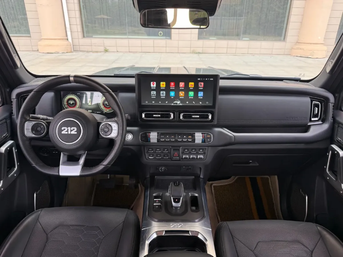 2024 212 212 T01 2.0T 252HP L4 8AT,autocango,china used car exporter,china ev exporter,chinese used car exporter,chinese used ev exporter