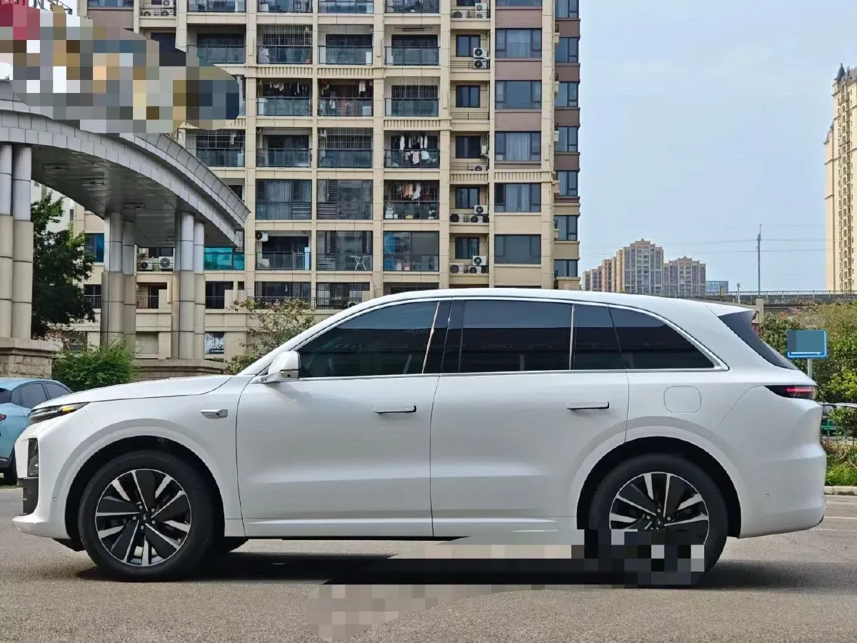 2025 Li L6 Range Extended 154HP L4 REEV,autocango,china used car exporter,china ev exporter,chinese used car exporter,chinese used ev exporter