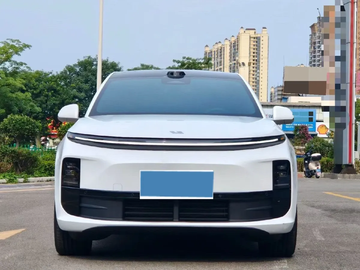 2025 Li L6 Range Extended 154HP L4 REEV,autocango,china used car exporter,china ev exporter,chinese used car exporter,chinese used ev exporter