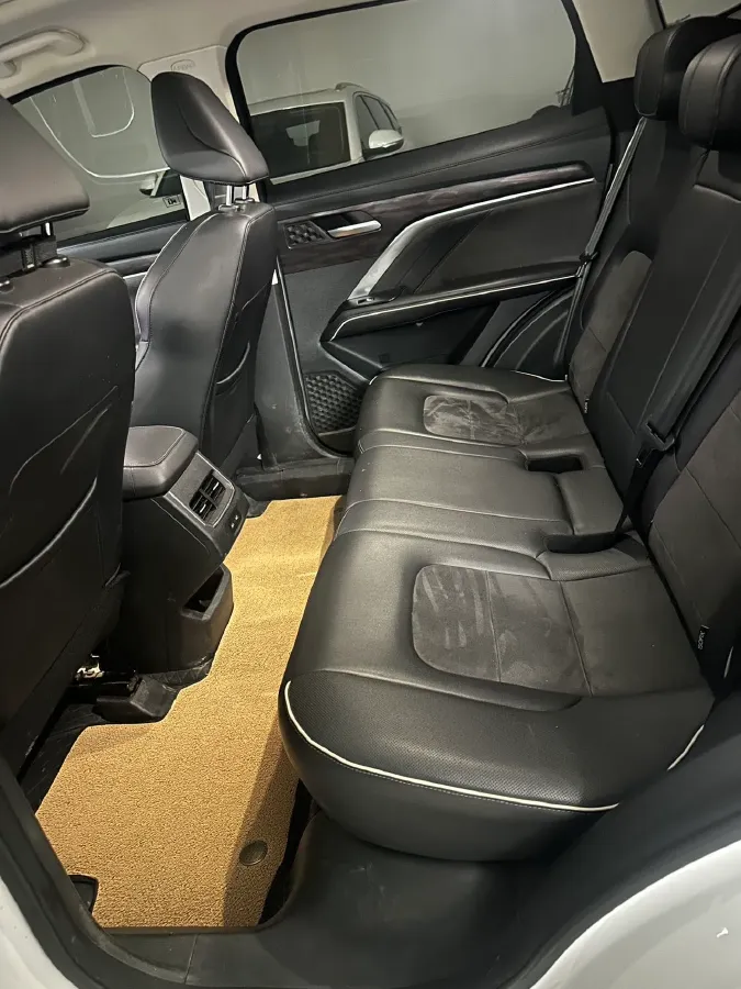 2021 Haval H6 1.5T 169HP L4 7DCT,autocango,china used car exporter,china ev exporter,chinese used car exporter,chinese used ev exporter