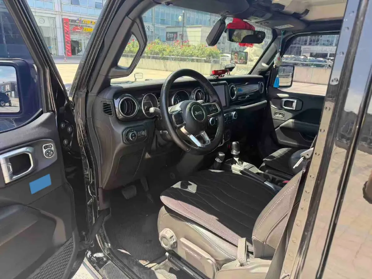 2022 Mercedes-Benz E Class 2.0T 258HP L4 9AT,autocango,china used car exporter,china ev exporter,chinese used car exporter,chinese used ev exporter