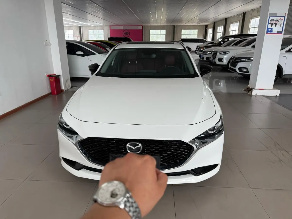 2023 Mazda 3 Axela 2.0L 158HP L4 6AT,autocango,china used car exporter,china ev exporter,chinese used car exporter,chinese used ev exporter