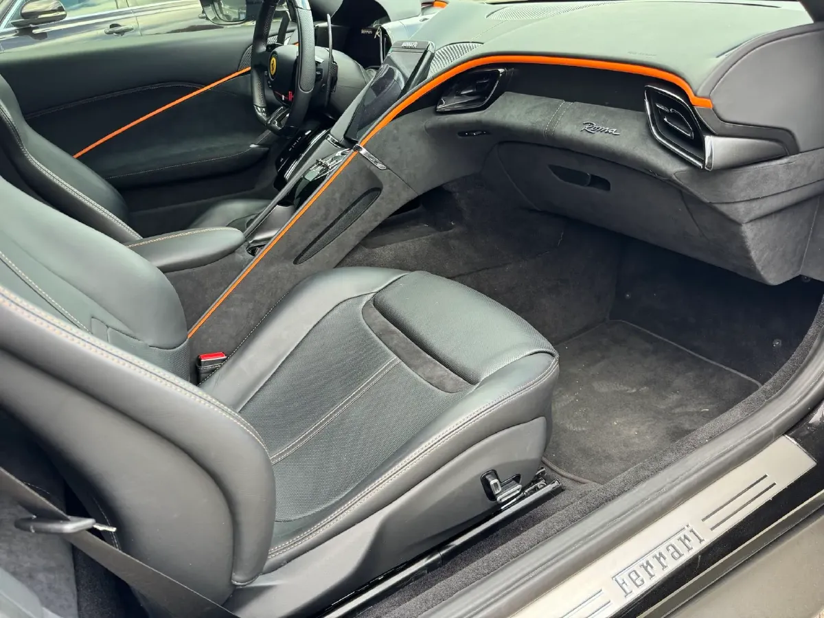 2020 Ferrari Roma 3.9T 620HP V8 8DCT,autocango,china used car exporter,china ev exporter,chinese used car exporter,chinese used ev exporter