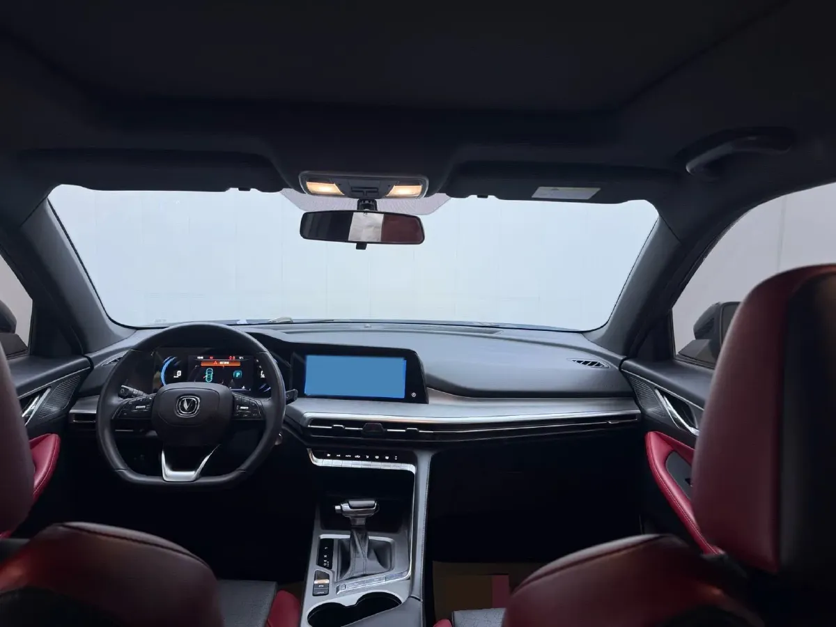 2021 ChangAn CS35 Plus 1.4T 160HP L4 7DCT,autocango,china used car exporter,china ev exporter,chinese used car exporter,chinese used ev exporter