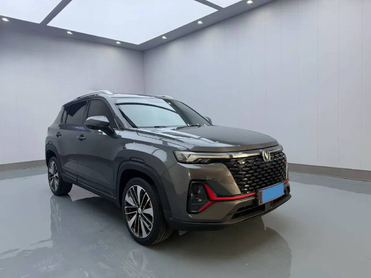 2021 ChangAn CS35 Plus 1.4T 160HP L4 7DCT,autocango,china used car exporter,china ev exporter,chinese used car exporter,chinese used ev exporter