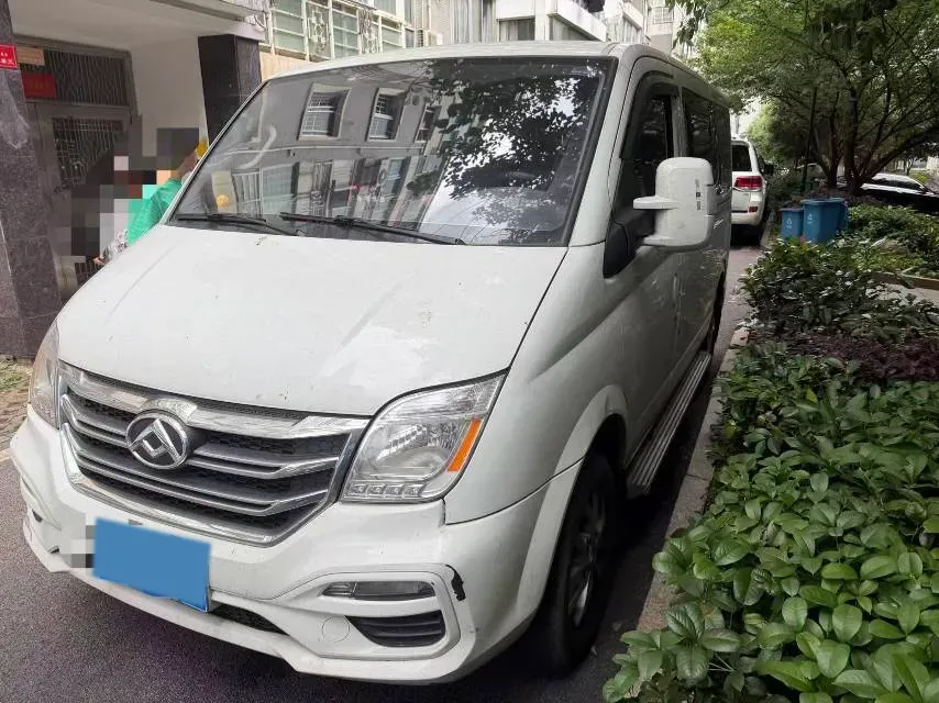 2021 MAXUS XinTu V80 2.0T 139HP L4 6MT,autocango,china used car exporter,china ev exporter,chinese used car exporter,chinese used ev exporter