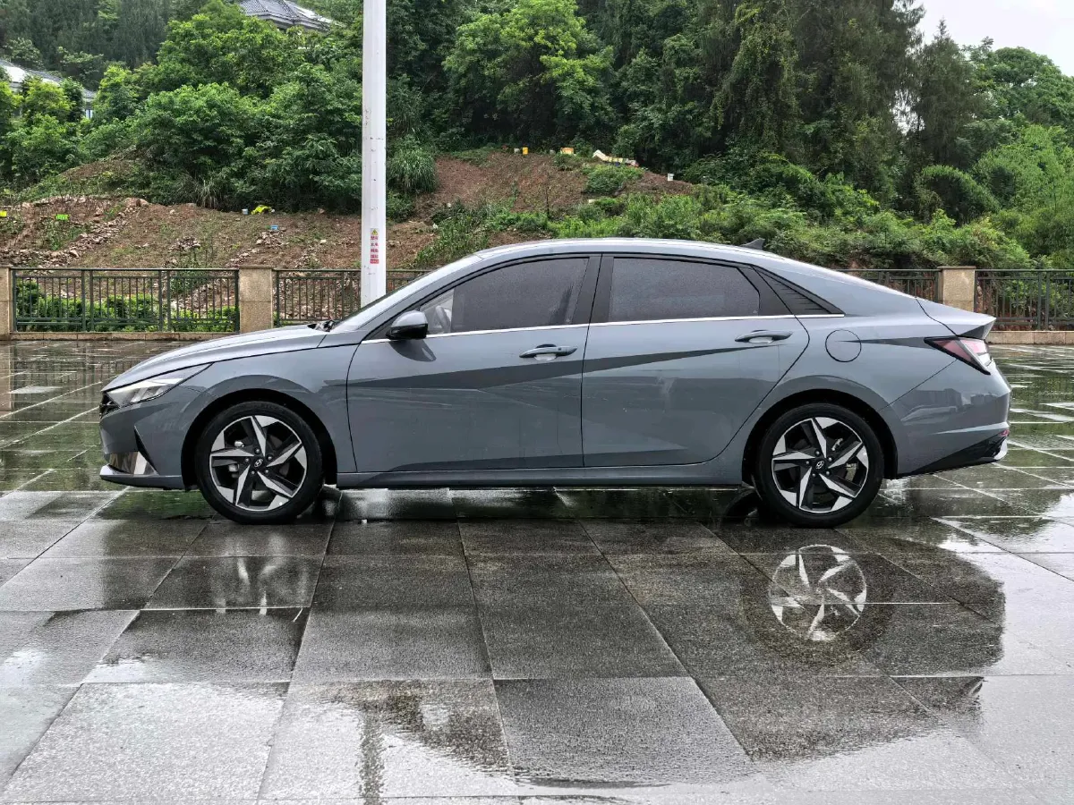 2021 Hyundai Elantra 1.5L 115HP L4 CVT,autocango,china used car exporter,china ev exporter,chinese used car exporter,chinese used ev exporter