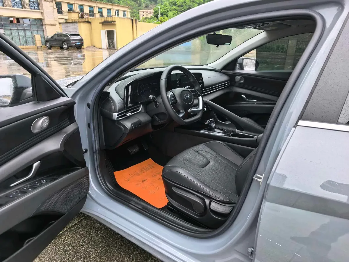 2021 Hyundai Elantra 1.5L 115HP L4 CVT,autocango,china used car exporter,china ev exporter,chinese used car exporter,chinese used ev exporter