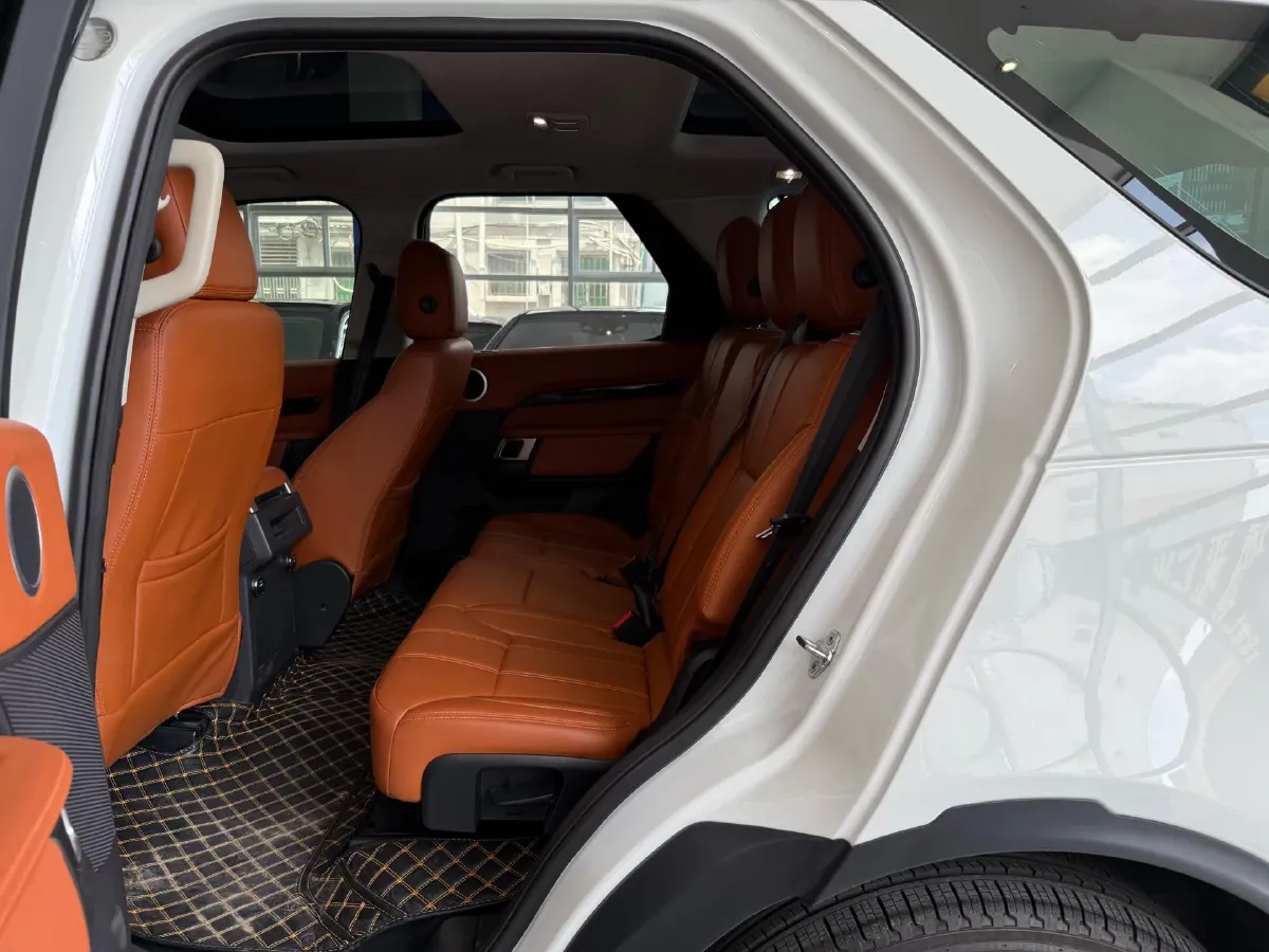 2017 Land Rover Discovery Sport 2.0T 241HP L4 9AT,autocango,china used car exporter,china ev exporter,chinese used car exporter,chinese used ev exporter