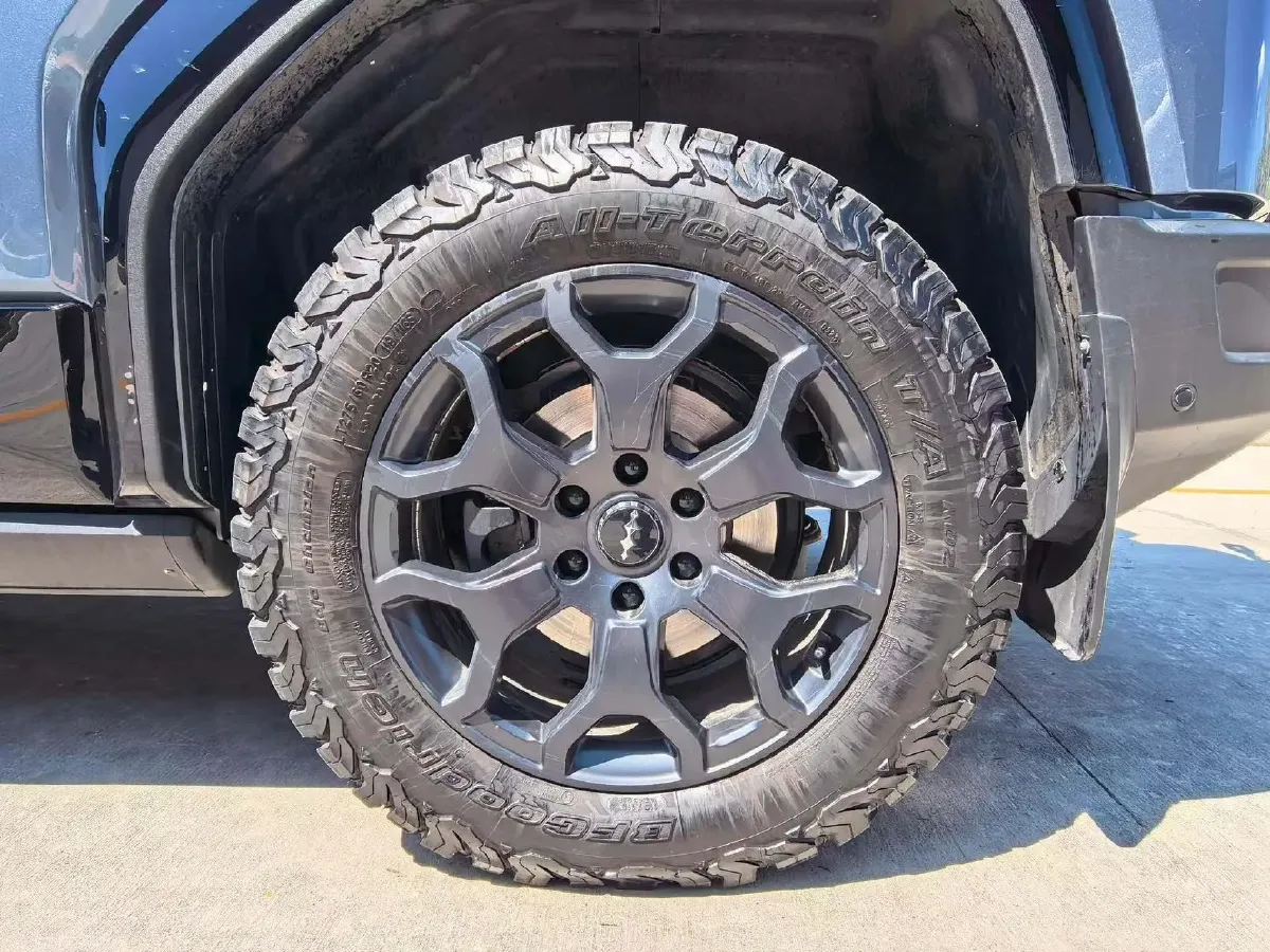 2023 FangChengBao Bao 5 1.5T 194HP L4 E-CVT PHEV 31.8KWH,autocango,china used car exporter,china ev exporter,chinese used car exporter,chinese used ev exporter