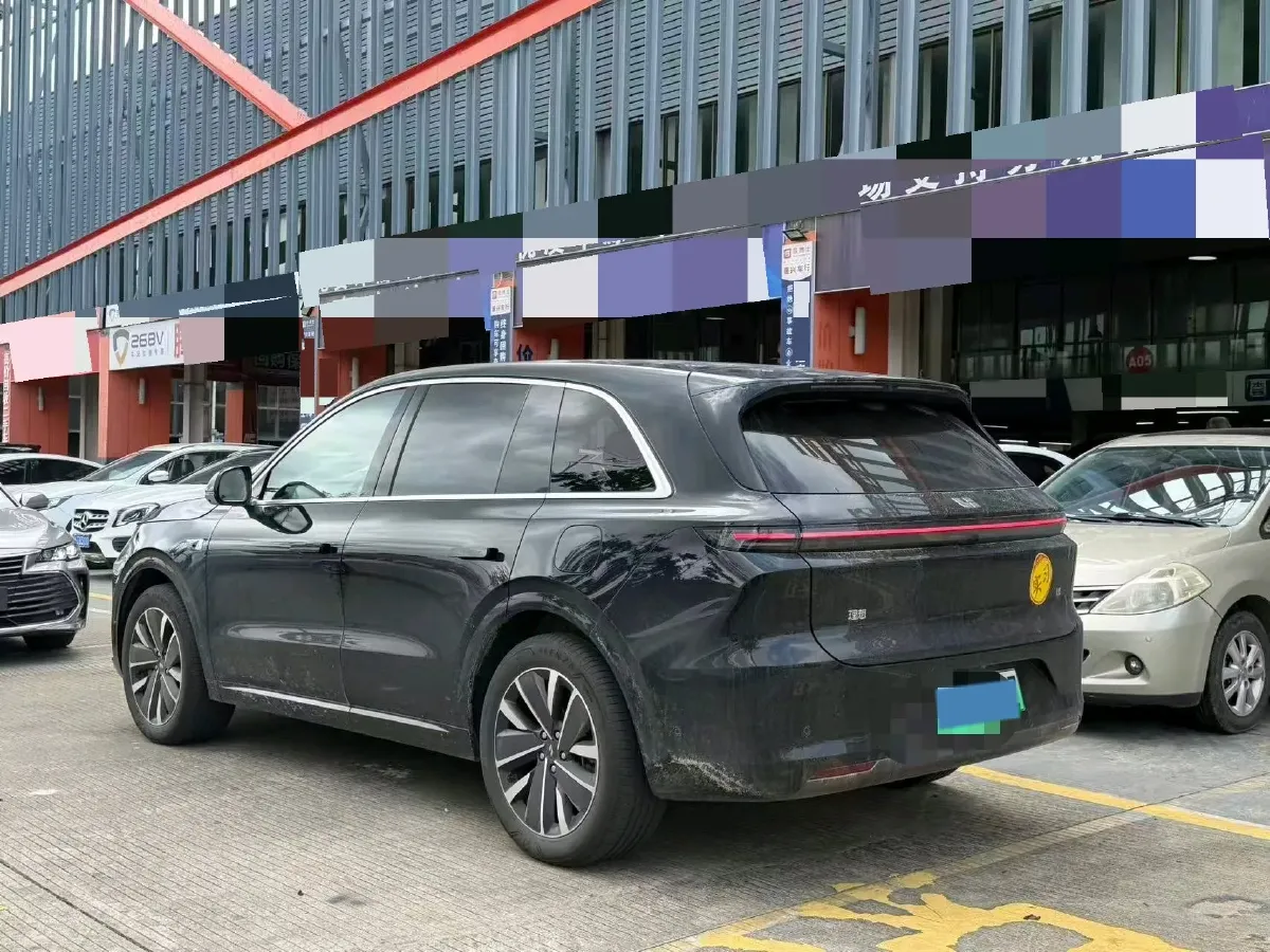 2025 Li L6 Range Extended 154HP L4 REEV,autocango,china used car exporter,china ev exporter,chinese used car exporter,chinese used ev exporter
