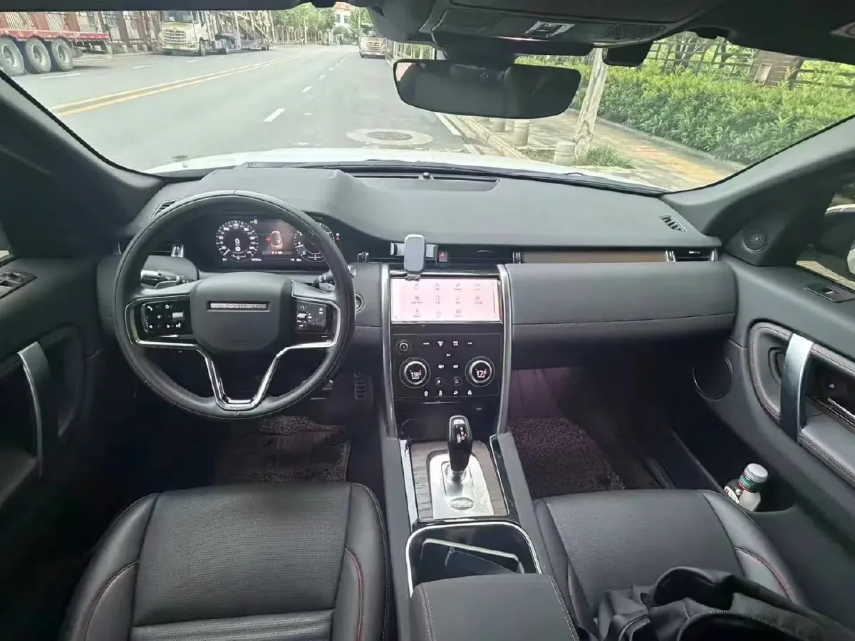 2021 Land Rover Discovery Sport 2.0T 249HP L4 9AT,autocango,china used car exporter,china ev exporter,chinese used car exporter,chinese used ev exporter