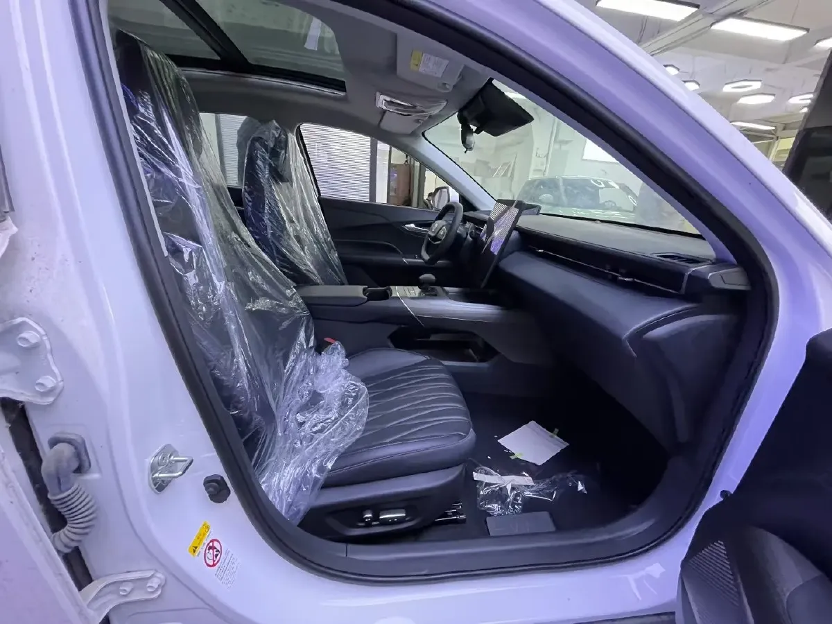 2023 Volkswagen Polo 1.5L 113HP L4 6AT,autocango,china used car exporter,china ev exporter,chinese used car exporter,chinese used ev exporter