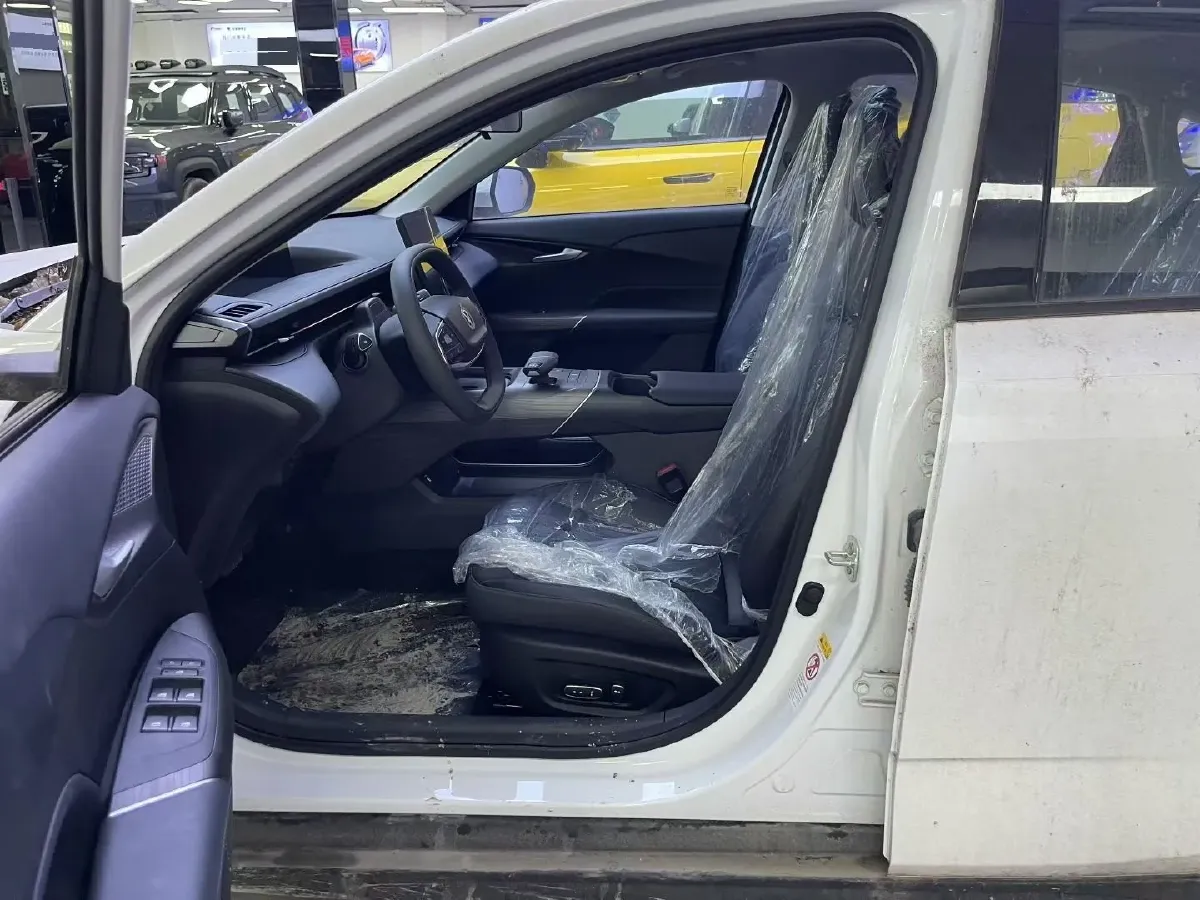2023 Volkswagen Polo 1.5L 113HP L4 6AT,autocango,china used car exporter,china ev exporter,chinese used car exporter,chinese used ev exporter