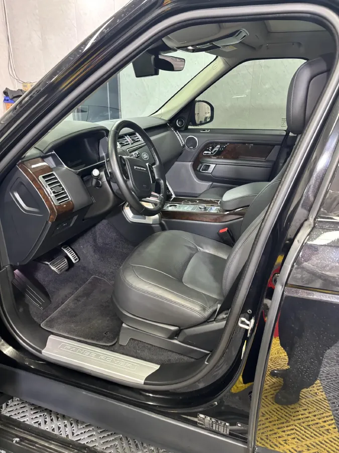 2022 Land Rover Range Rover 3.0T 360HP L6 8AT,autocango,china used car exporter,china ev exporter,chinese used car exporter,chinese used ev exporter