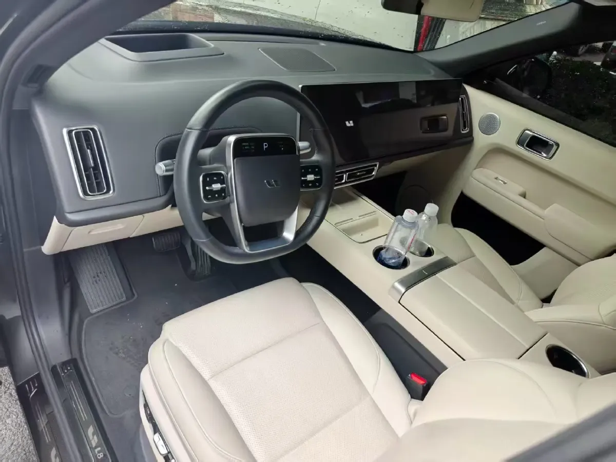 2023 Li L8 Range Extended 154HP REEV 40.9KWH,autocango,china used car exporter,china ev exporter,chinese used car exporter,chinese used ev exporter