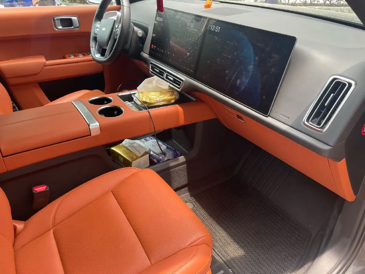 2022 Li L9 Range Extended 154HP REEV 42.6KWH,autocango,china used car exporter,china ev exporter,chinese used car exporter,chinese used ev exporter