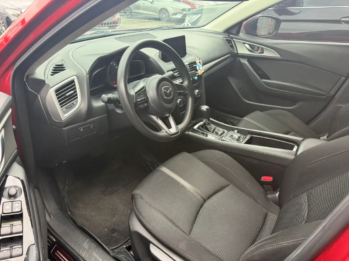 2017 Mazda 3 Axela 1.5L 117HP L4 6AT,autocango,china used car exporter,china ev exporter,chinese used car exporter,chinese used ev exporter