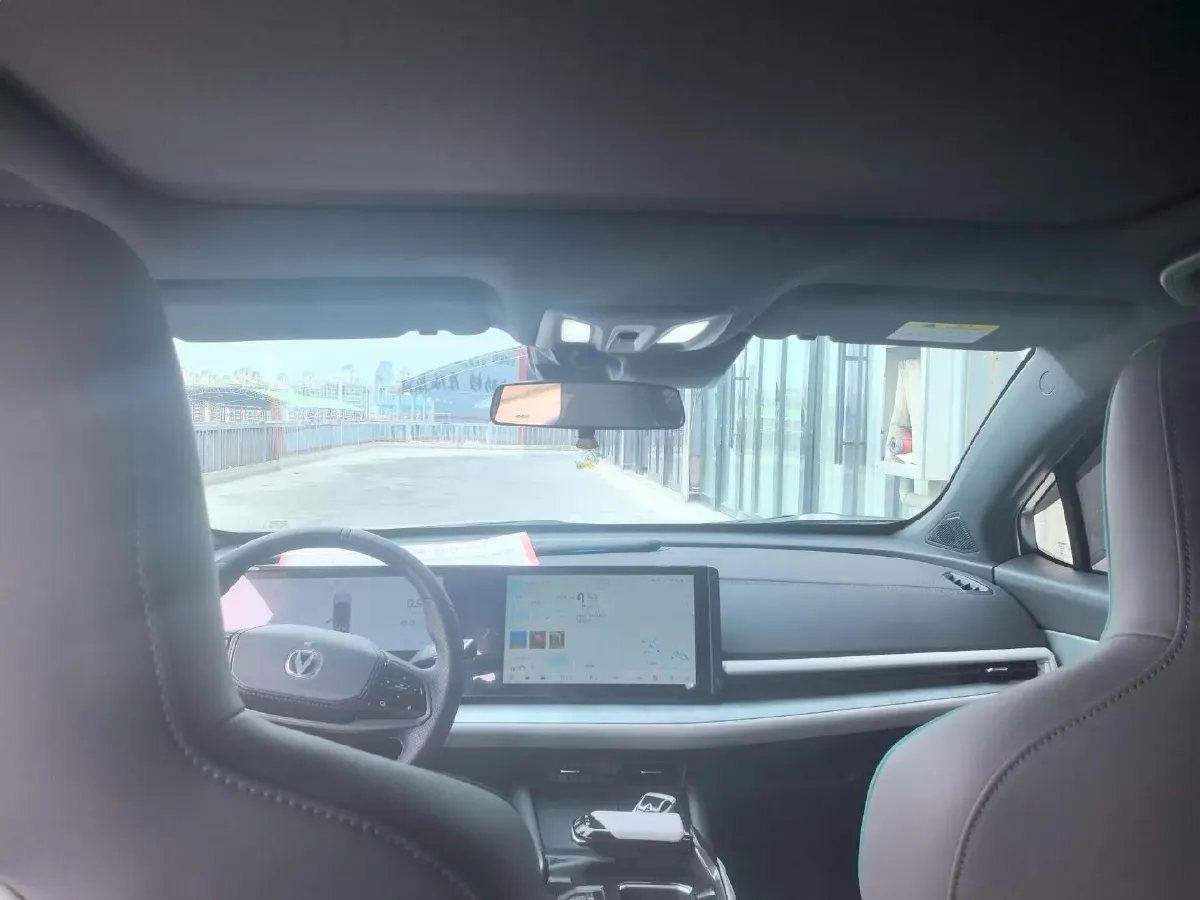 2023 ChangAn UNI-T 1.5T 188HP L4 7DCT,autocango,china used car exporter,china ev exporter,chinese used car exporter,chinese used ev exporter