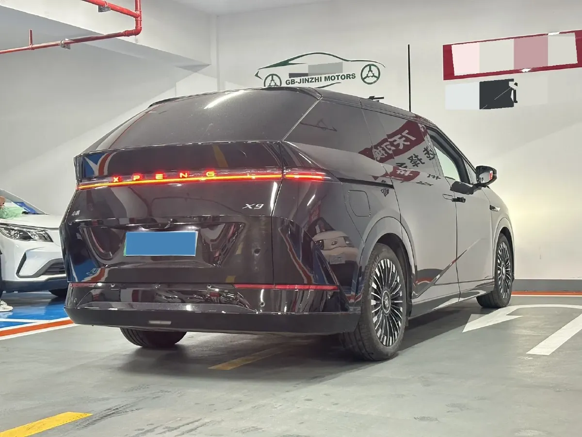 2025 Xpeng X9 BEV,autocango,china used car exporter,china ev exporter,chinese used car exporter,chinese used ev exporter