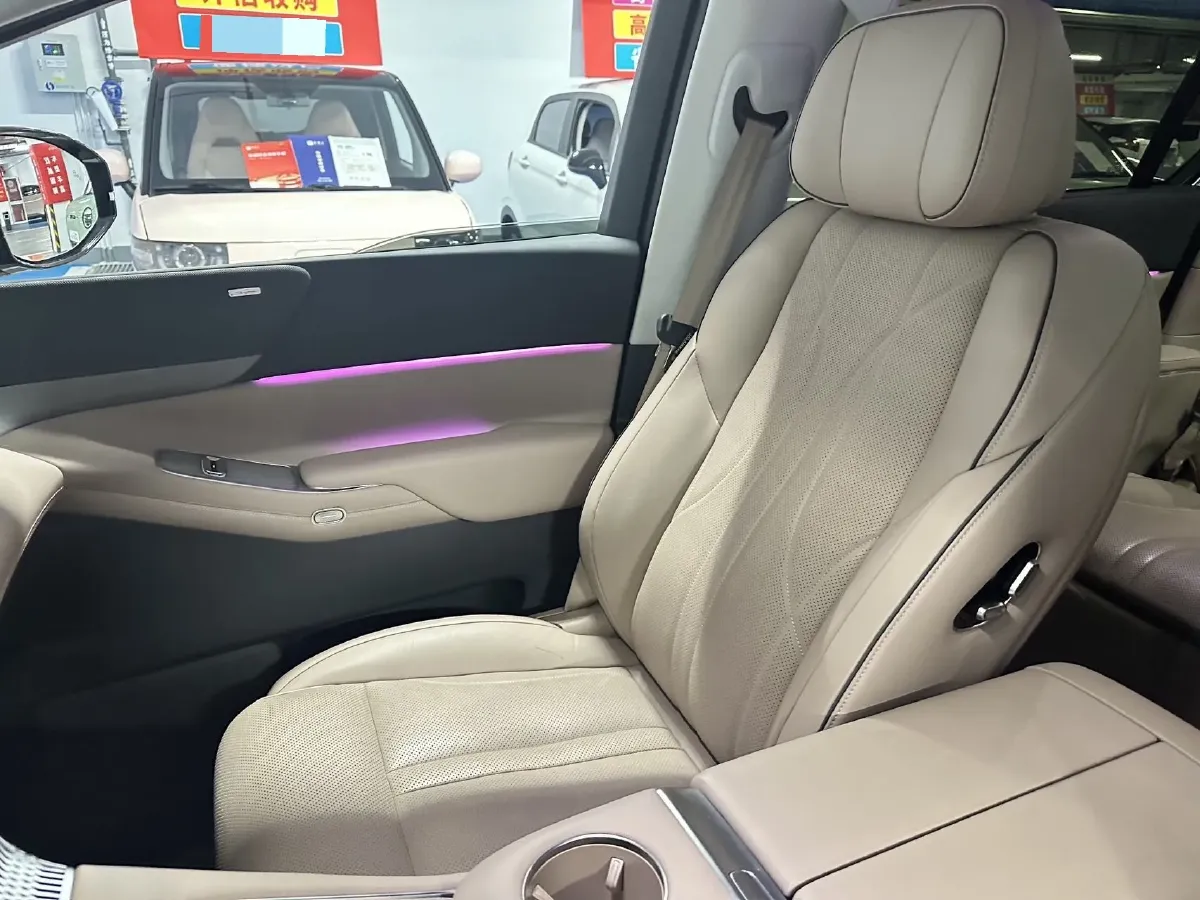 2025 Xpeng X9 BEV,autocango,china used car exporter,china ev exporter,chinese used car exporter,chinese used ev exporter