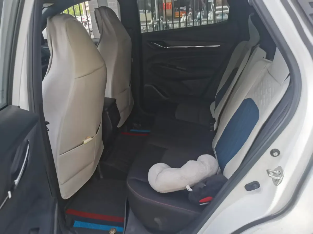 2024 ChangAn X5 PLUS 1.5T 188HP L4 7DCT,autocango,china used car exporter,china ev exporter,chinese used car exporter,chinese used ev exporter