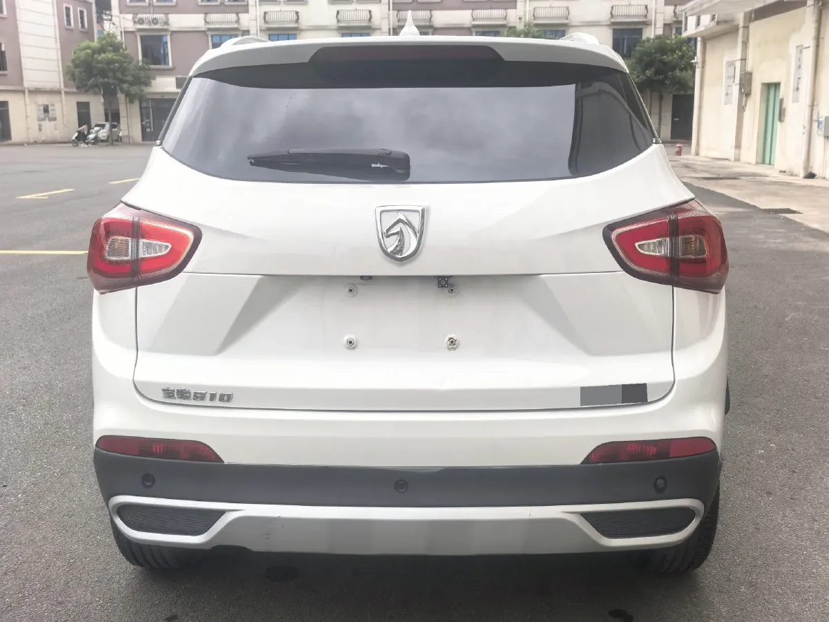 2017 BaoJun 510 1.5L 112HP L4 6MT,autocango,china used car exporter,china ev exporter,chinese used car exporter,chinese used ev exporter