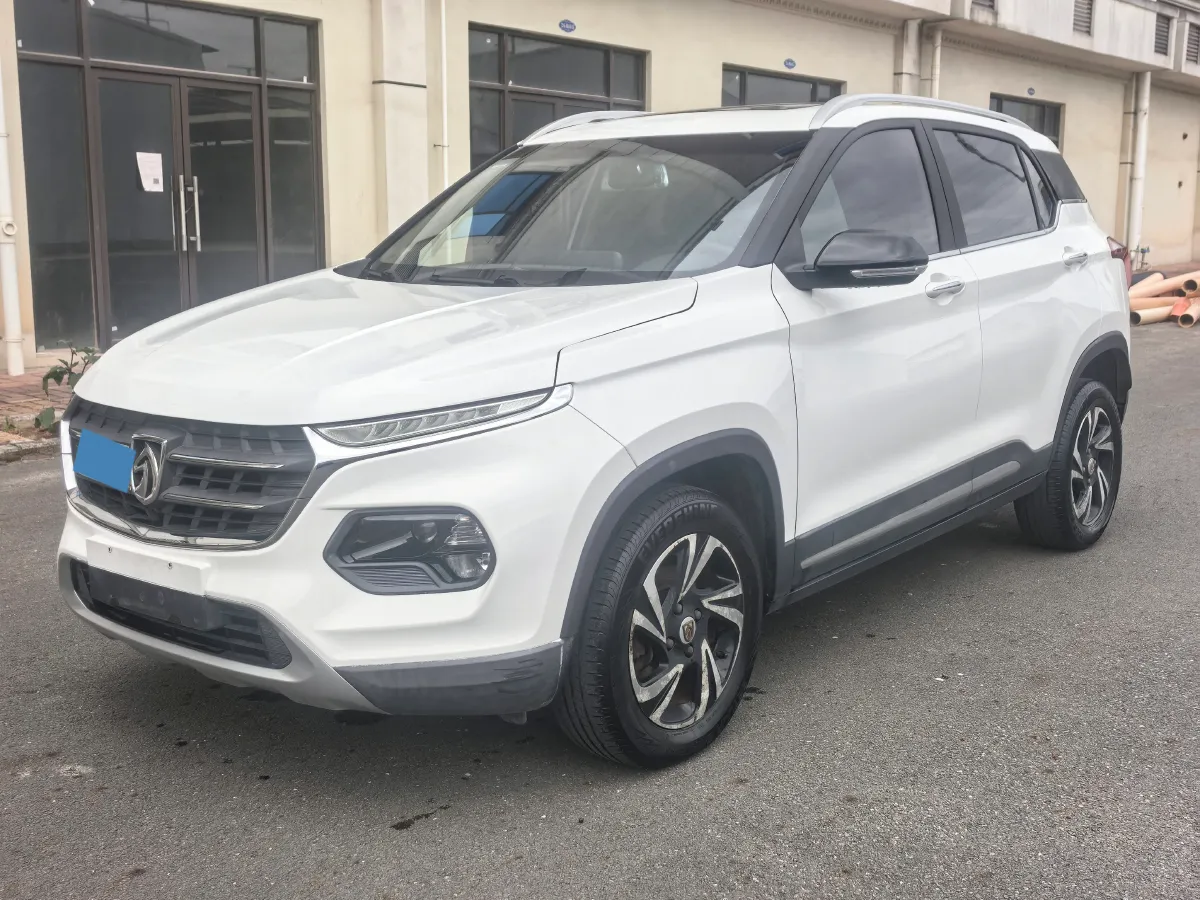 2017 BaoJun 510 1.5L 112HP L4 6MT,autocango,china used car exporter,china ev exporter,chinese used car exporter,chinese used ev exporter