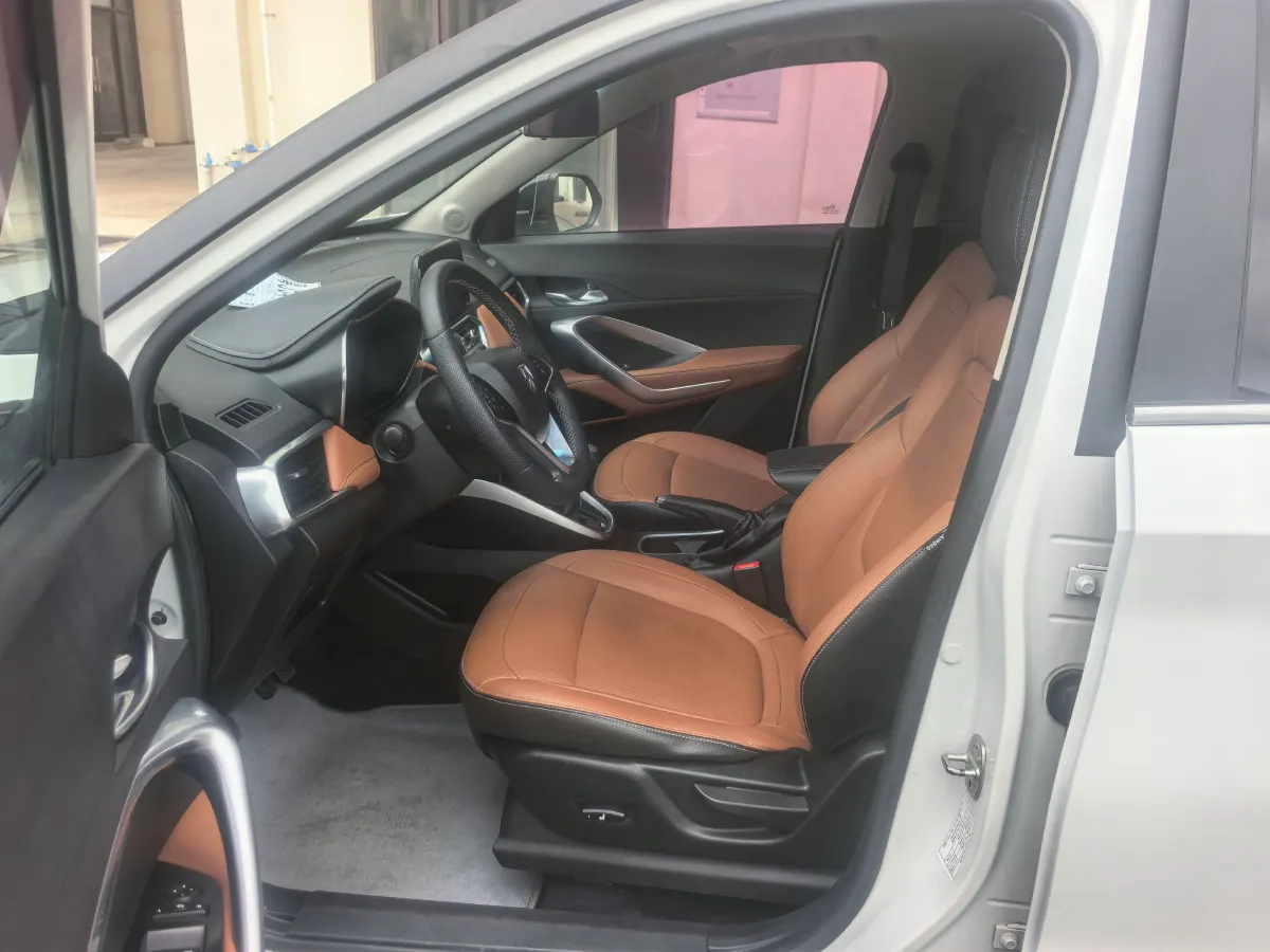 2017 BaoJun 510 1.5L 112HP L4 6MT,autocango,china used car exporter,china ev exporter,chinese used car exporter,chinese used ev exporter