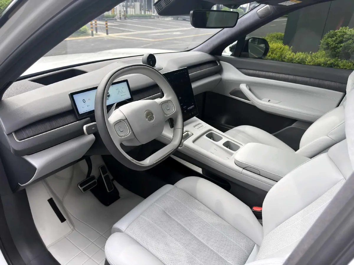 2023 NIO ES8 BEV 100KWH,autocango,china used car exporter,china ev exporter,chinese used car exporter,chinese used ev exporter