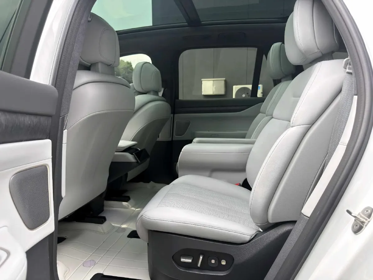 2023 NIO ES8 BEV 100KWH,autocango,china used car exporter,china ev exporter,chinese used car exporter,chinese used ev exporter