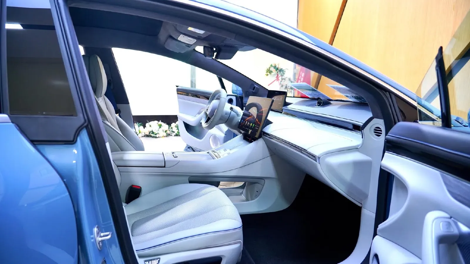 2025 Luxeed S7 BEV 82KWH,autocango,china used car exporter,china ev exporter,chinese used car exporter,chinese used ev exporter