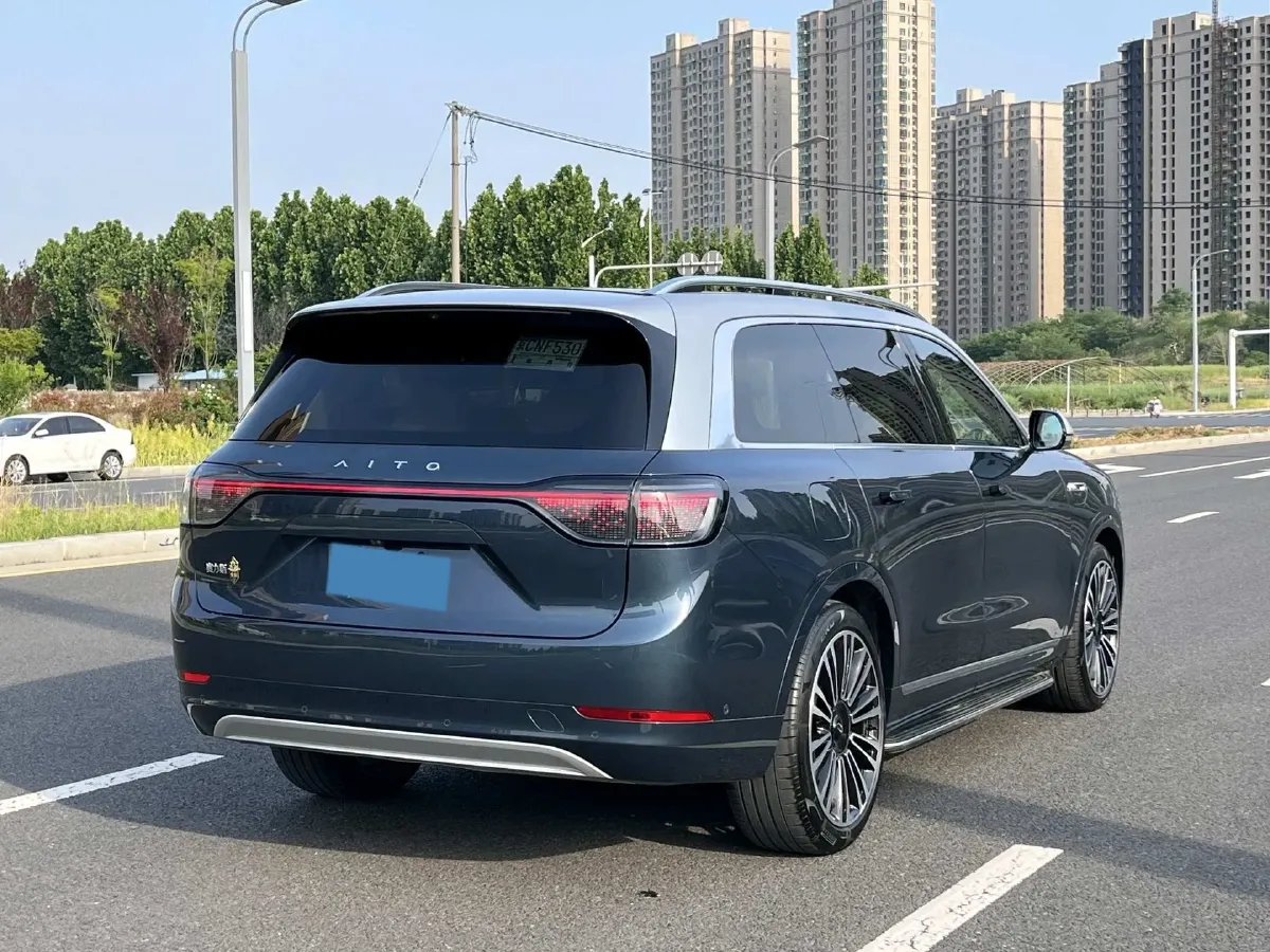 2024 AITO AITO M9 1.5T 152HP L4 REEV 42KWH,autocango,china used car exporter,china ev exporter,chinese used car exporter,chinese used ev exporter