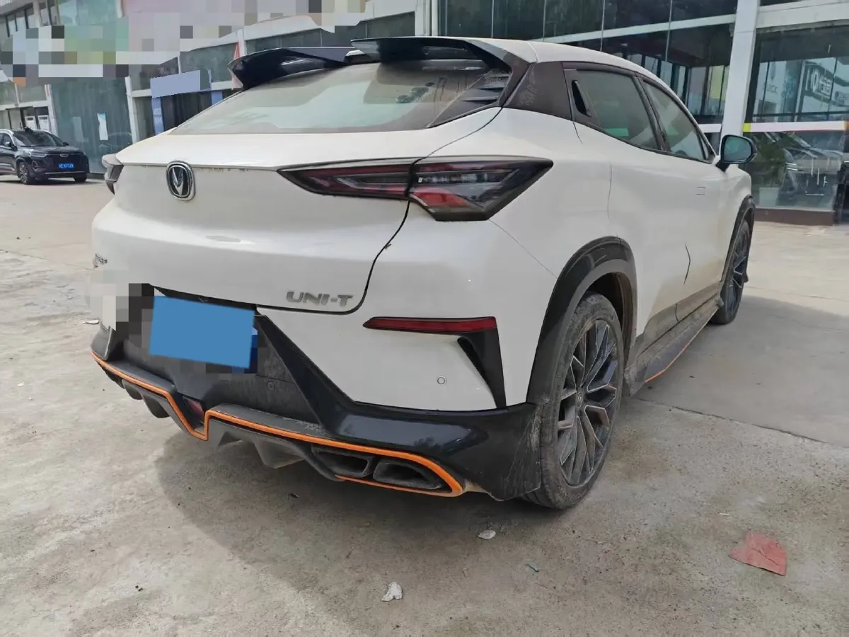 2022 ChangAn UNI-T 1.5T 188HP L4 7DCT,autocango,china used car exporter,china ev exporter,chinese used car exporter,chinese used ev exporter