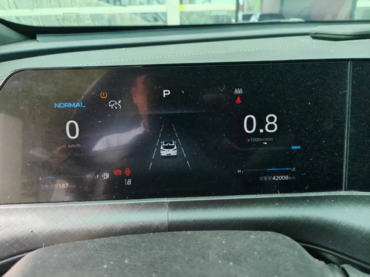 2022 ChangAn UNI-T 1.5T 188HP L4 7DCT,autocango,china used car exporter,china ev exporter,chinese used car exporter,chinese used ev exporter