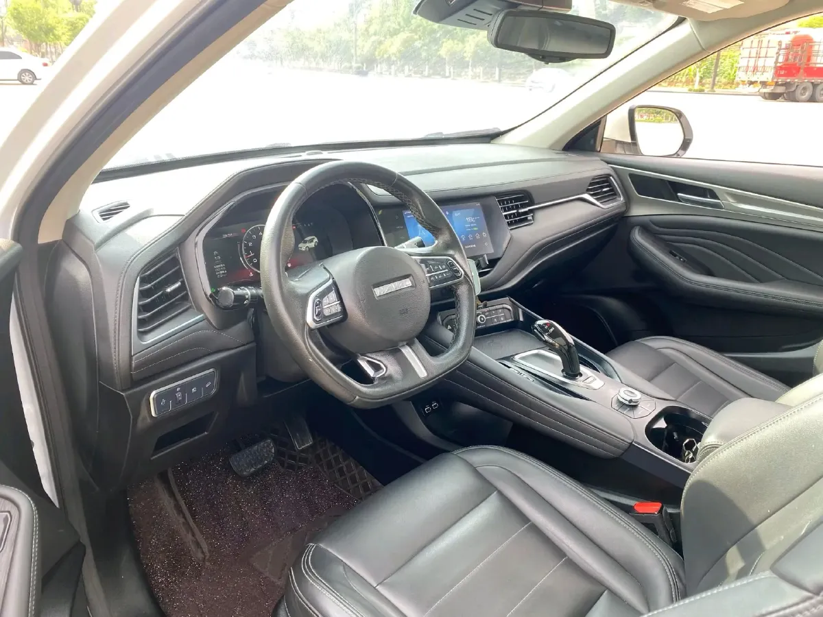 2020 Haval F7 2.0T 224HP L4 7DCT,autocango,china used car exporter,china ev exporter,chinese used car exporter,chinese used ev exporter