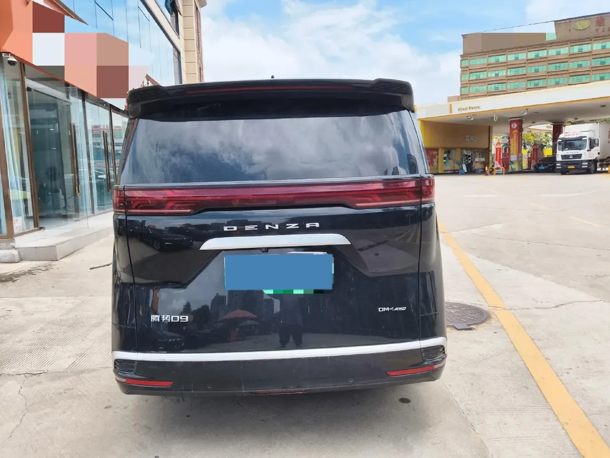 2024 Denza D9 1.5T 139HP L4 E-CVT PHEV 40KWH,autocango,china used car exporter,china ev exporter,chinese used car exporter,chinese used ev exporter