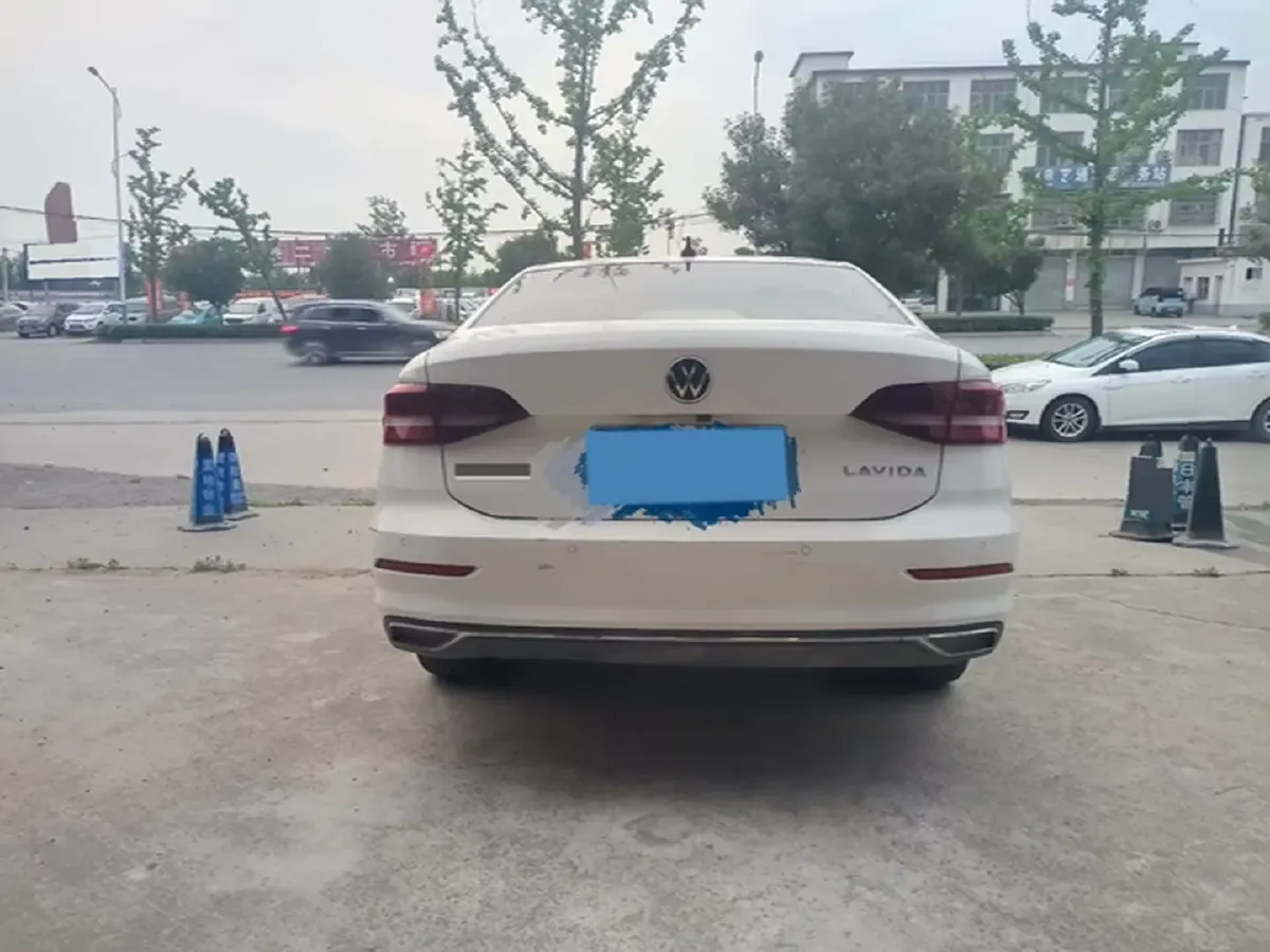 2021 Volkswagen Lavida 1.5L 113HP L4 6AT,autocango,china used car exporter,china ev exporter,chinese used car exporter,chinese used ev exporter