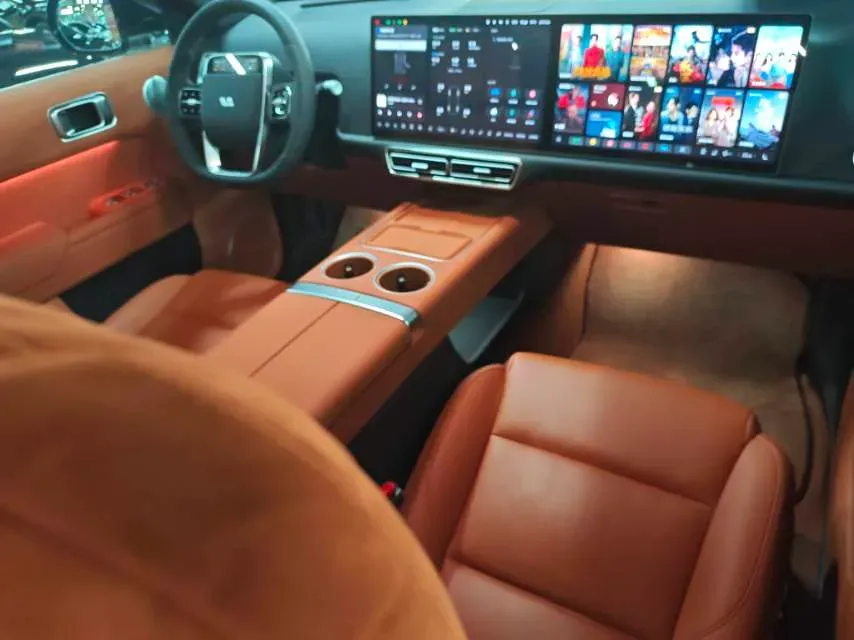 2024 Li L8 Range Extended 154HP REEV 52.3KWH,autocango,china used car exporter,china ev exporter,chinese used car exporter,chinese used ev exporter