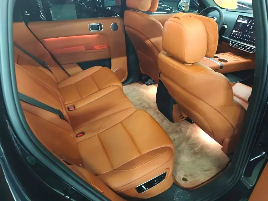 2024 Li L8 Range Extended 154HP REEV 52.3KWH,autocango,china used car exporter,china ev exporter,chinese used car exporter,chinese used ev exporter