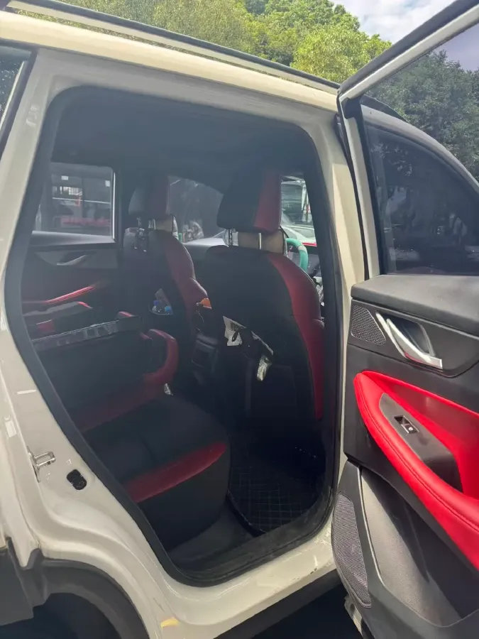 2021 ChangAn CS35 Plus 1.4T 160HP L4 7DCT,autocango,china used car exporter,china ev exporter,chinese used car exporter,chinese used ev exporter
