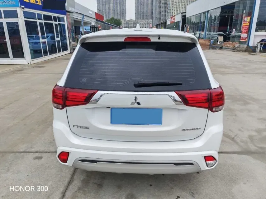 2025 Geely Galaxy E8 BEV 76KWH,autocango,china used car exporter,china ev exporter,chinese used car exporter,chinese used ev exporter