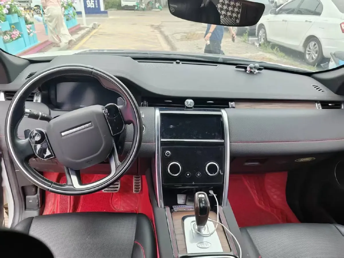 2020 Land Rover Discovery Sport 2.0T 249HP L4 9AT,autocango,china used car exporter,china ev exporter,chinese used car exporter,chinese used ev exporter