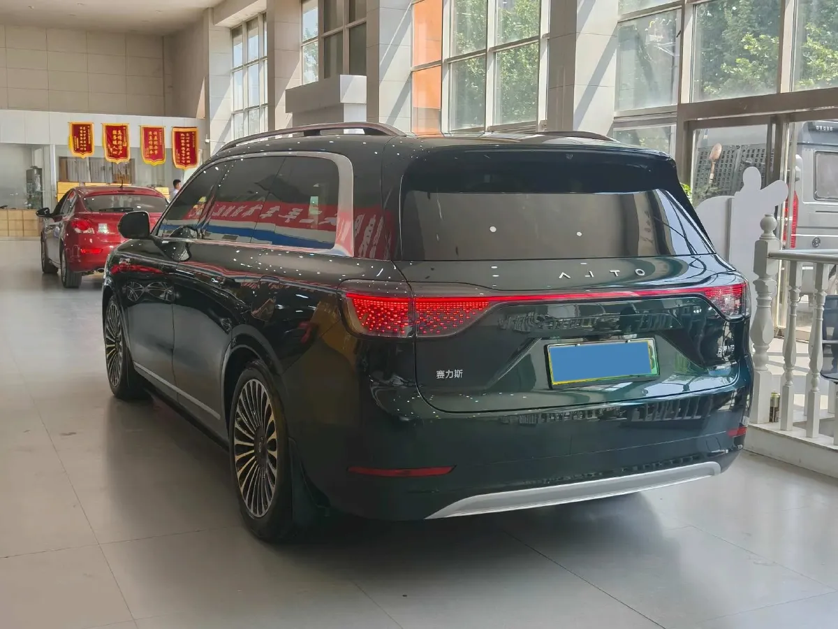 2024 AITO AITO M9 1.5T 152HP L4 REEV 42KWH,autocango,china used car exporter,china ev exporter,chinese used car exporter,chinese used ev exporter