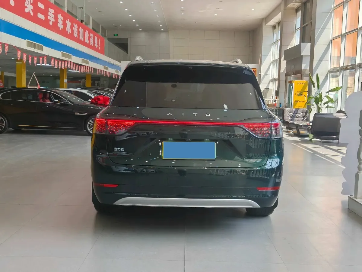 2024 AITO AITO M9 1.5T 152HP L4 REEV 42KWH,autocango,china used car exporter,china ev exporter,chinese used car exporter,chinese used ev exporter