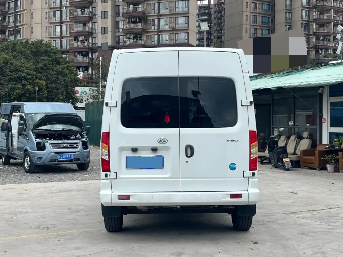 2021 MAXUS XinTu V80 2.0T 127HP L4 6MT,autocango,china used car exporter,china ev exporter,chinese used car exporter,chinese used ev exporter